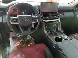تۆیۆتا لاند کروزەر